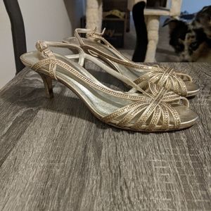 Pelle Moda heels